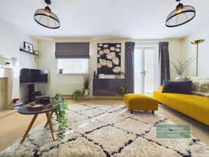 Photo 31- click for photo gallery